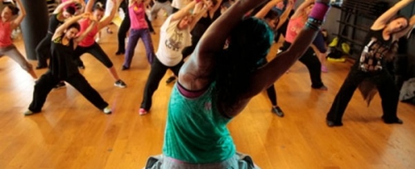 Chaque semaine : Atelier Zumba à la Maison des réfugiés !